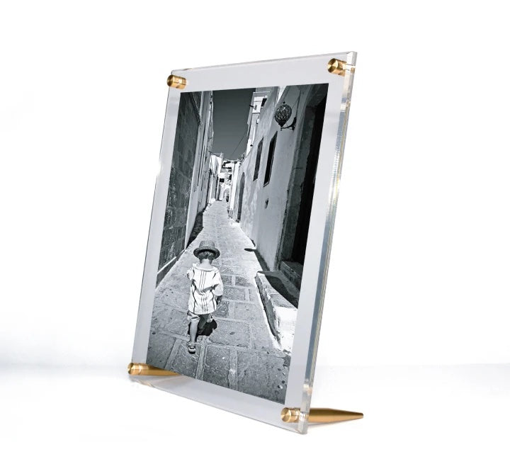 Wexel Art Acrylic Tabletop Frame